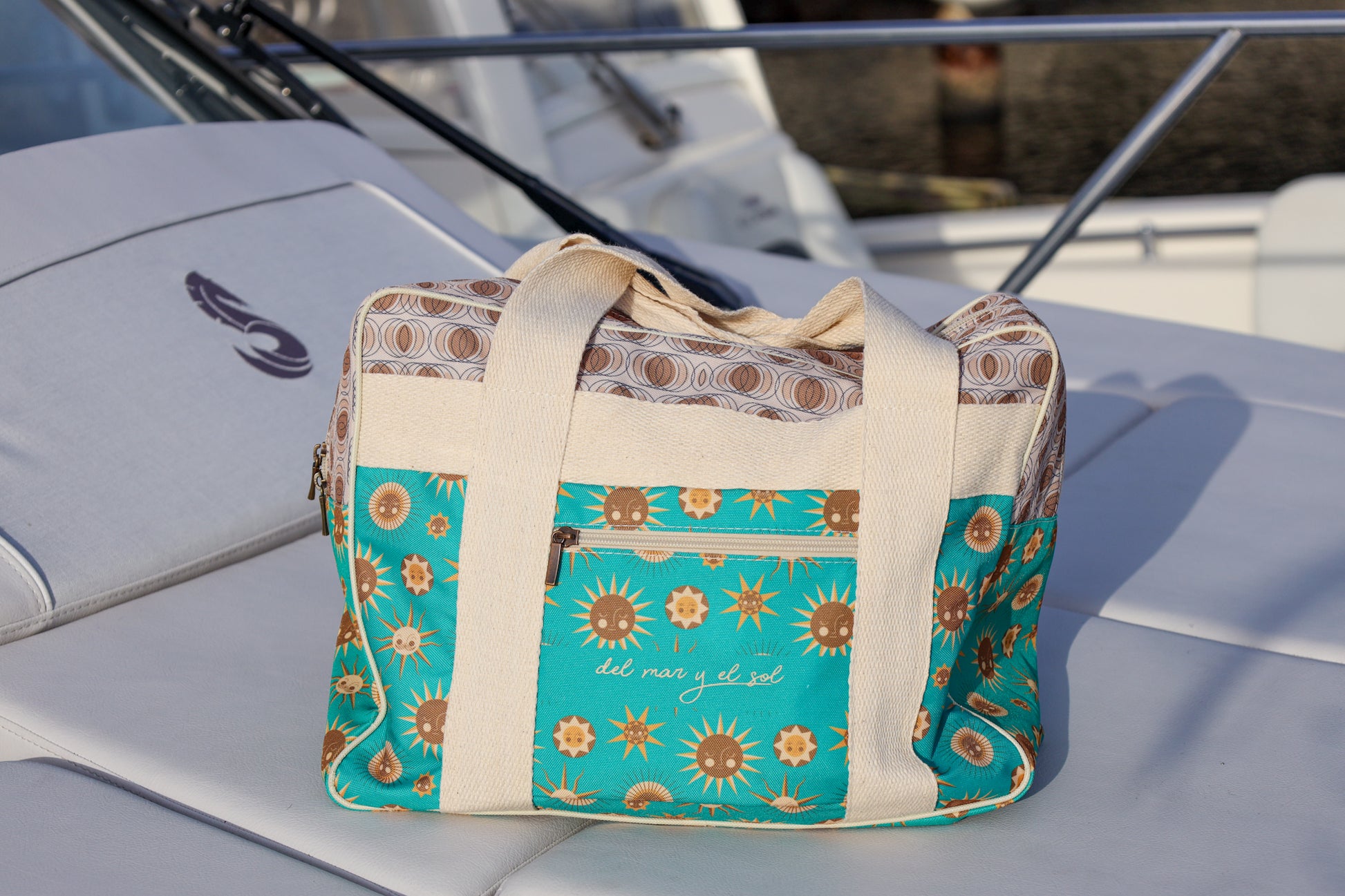 women beach tote bag with waterproof lining boat bag