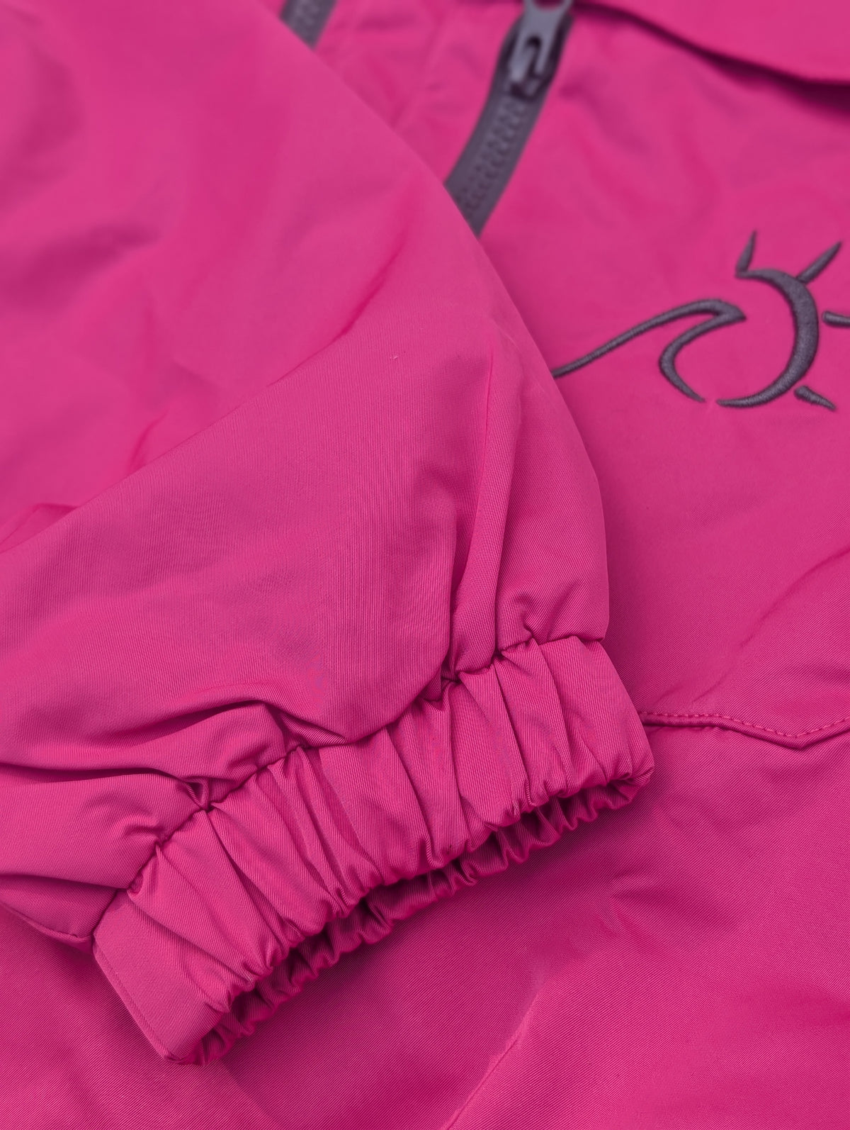 Fuchsia Women Jacket close up details 