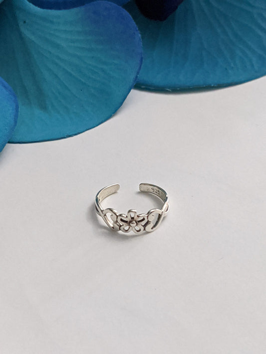 Flower Two Hearts Toe Ring