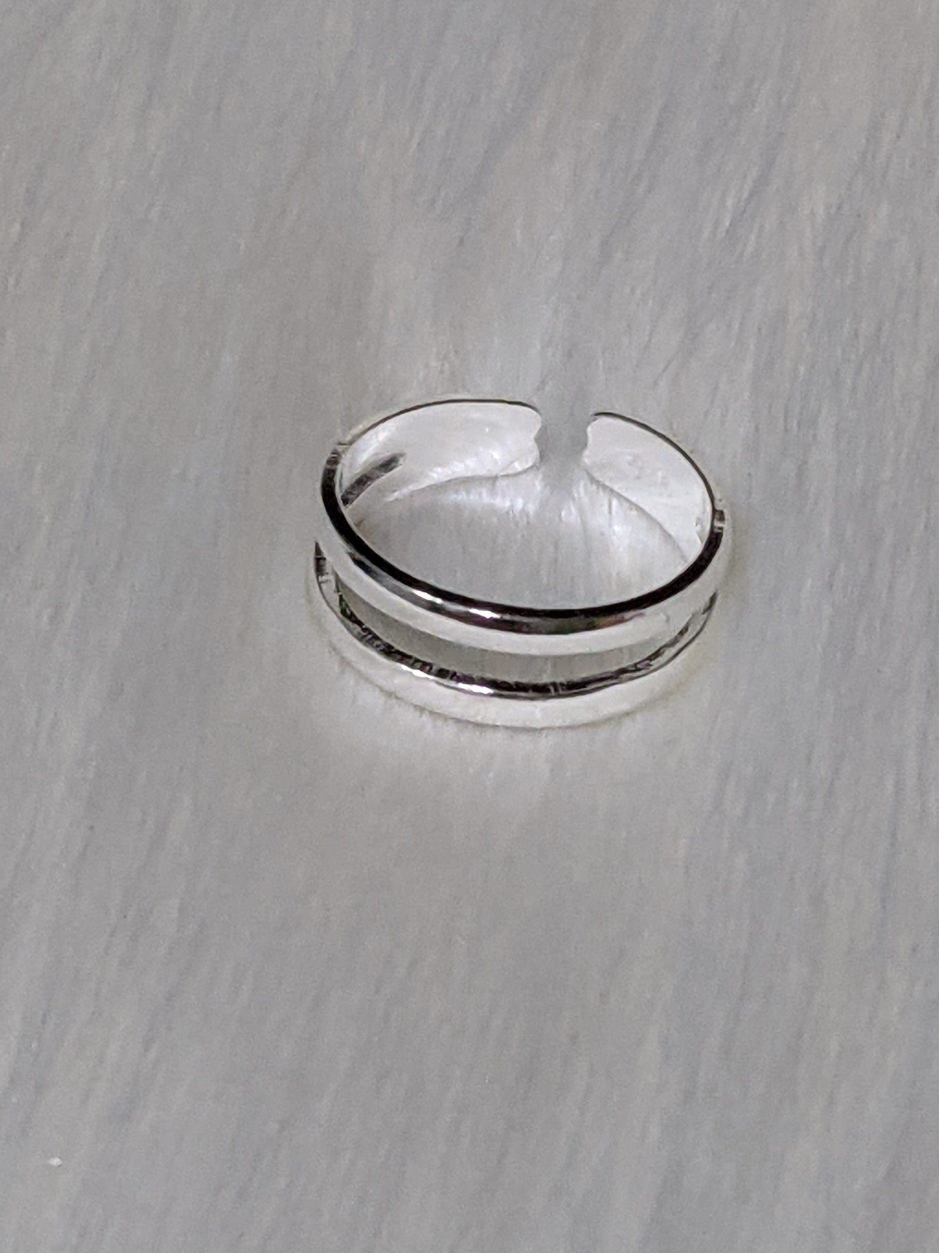 Unisex 925 Sterling Silver Platinum Platting Wedding Ring, Weight: 7.000  Gram at Rs 989/piece in Jaipur