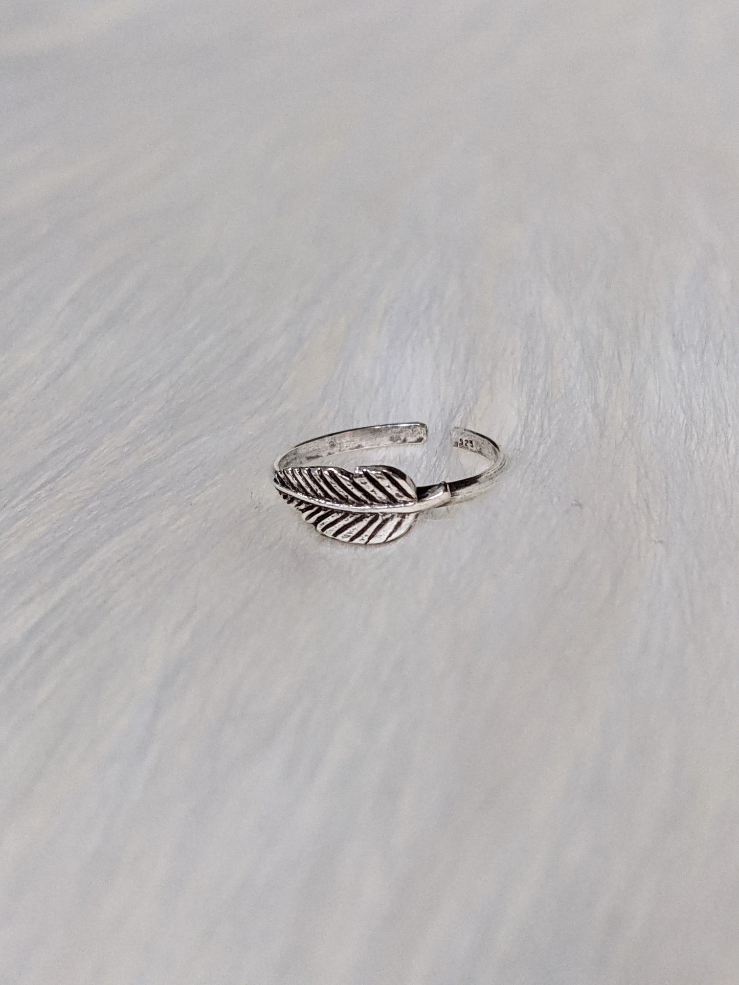 Leaf Toe Ring