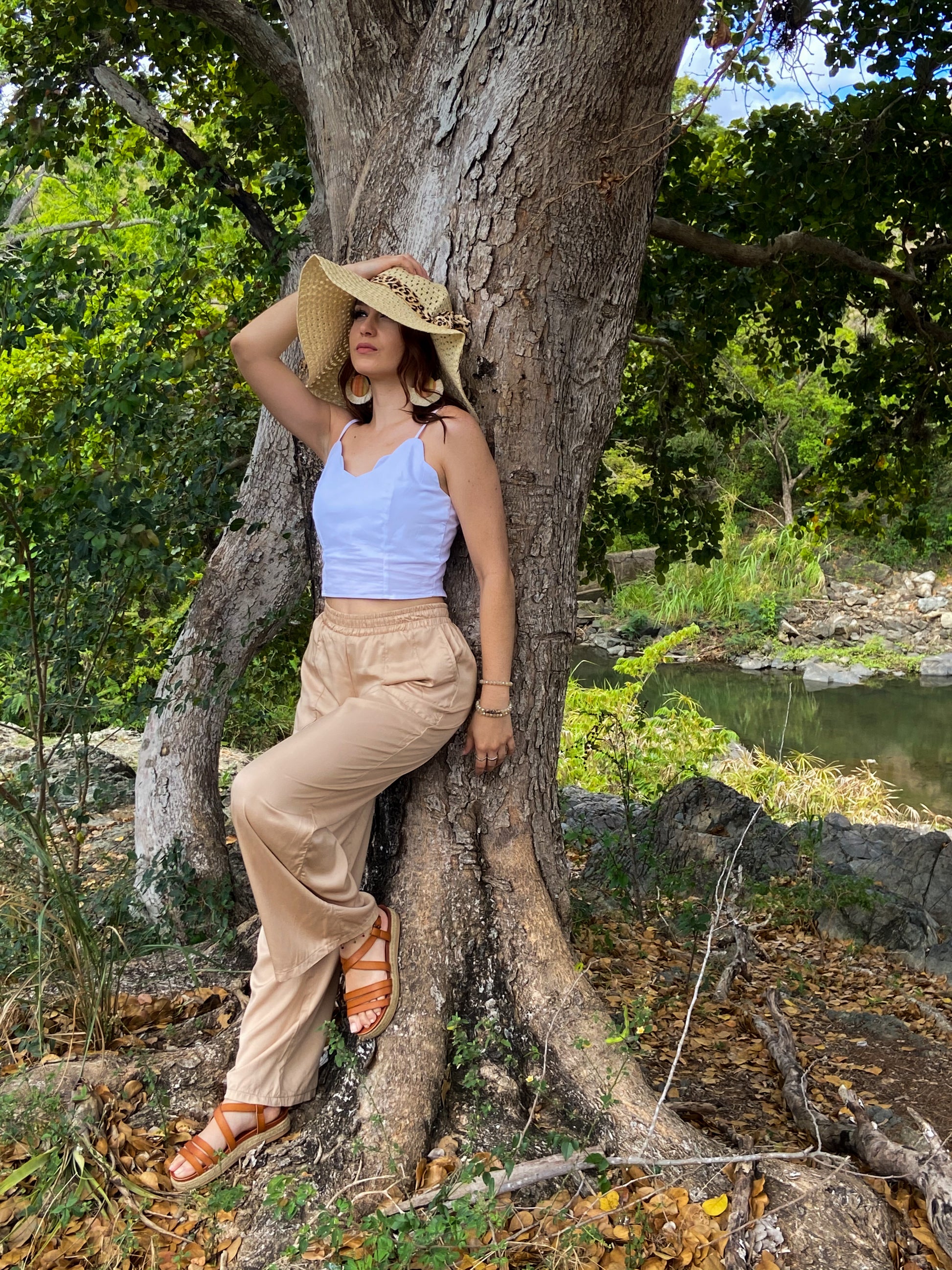 Flowy Pants for Casual Beach outfits 