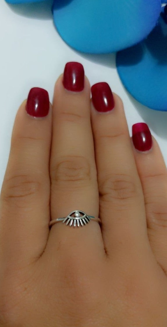 Eye / Eyelashes Ring